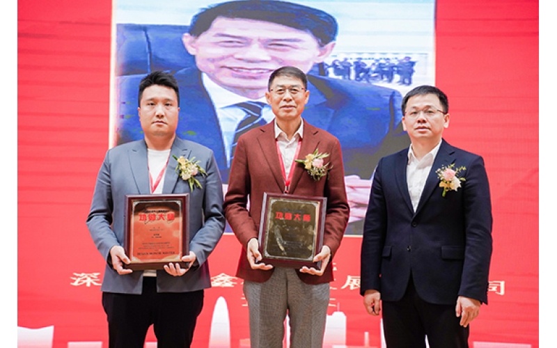 蚌埠光伏组织新员工开展“凝心聚力，，，，，，激扬青春”主题团建活动