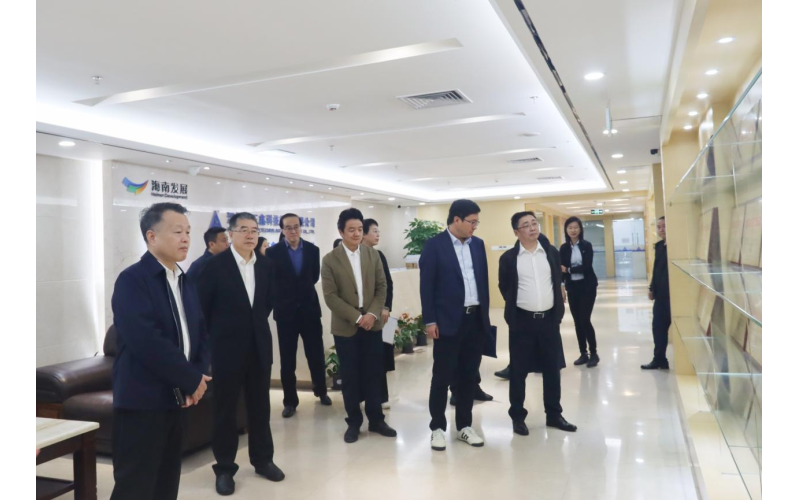 中铁建昆仑投资集团党委书记、董事长贾洪一行至银河集团调研